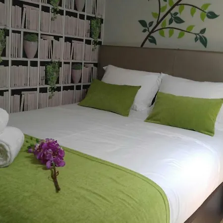 بيت ضيافة Downtown Castle 1#